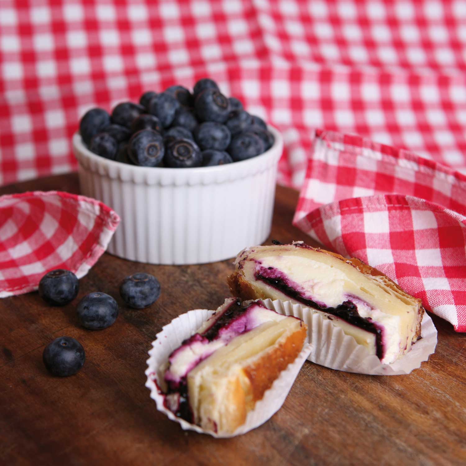 Topfenstrudel mit Heidelbeeren